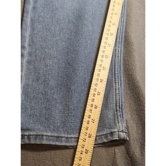 Wrangler Jeans Men's 33X30 Blue Light Was Regular Fit Cowboy Cut Denim Jeans - Picture 8 of 11